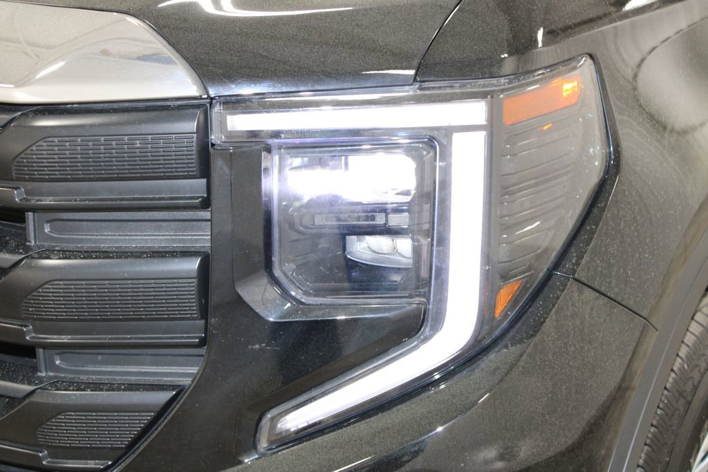 Used 2023 GMC Sierra 1500 Pro w/ Pro Value Package image 12