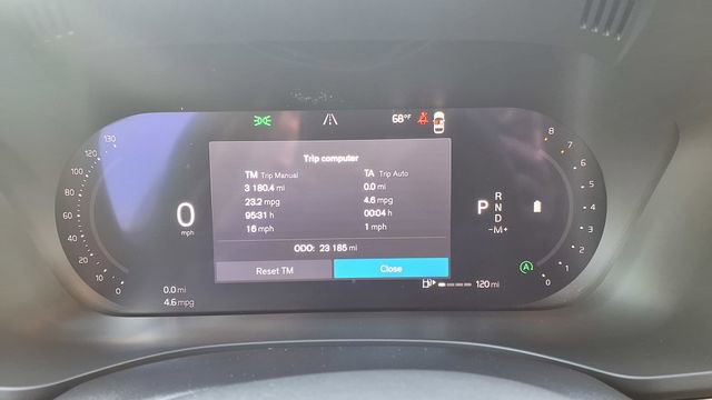 Used 2024 Volvo XC60 B5 Plus image 29