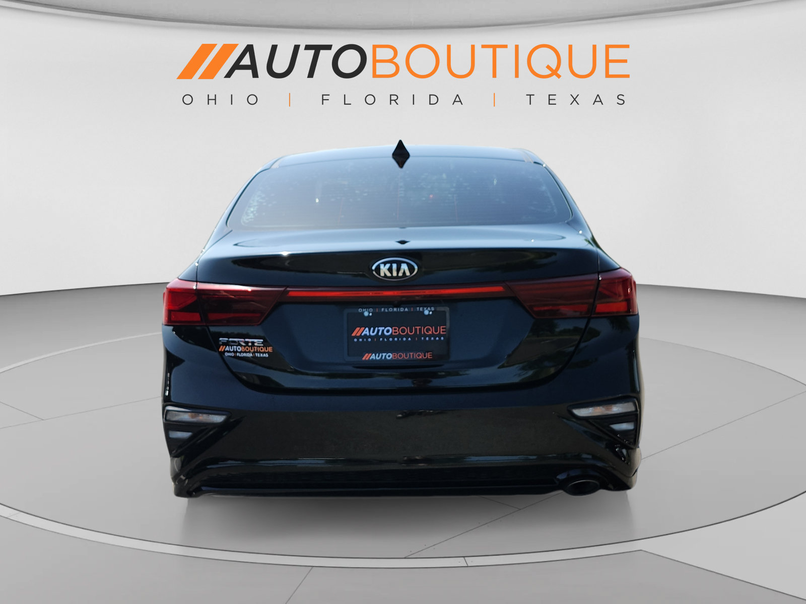 Used 2020 Kia Forte LXS FWD image 4