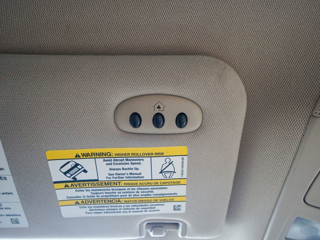 Used 2017 Lincoln MKC Select w/ Select Plus Package image 26