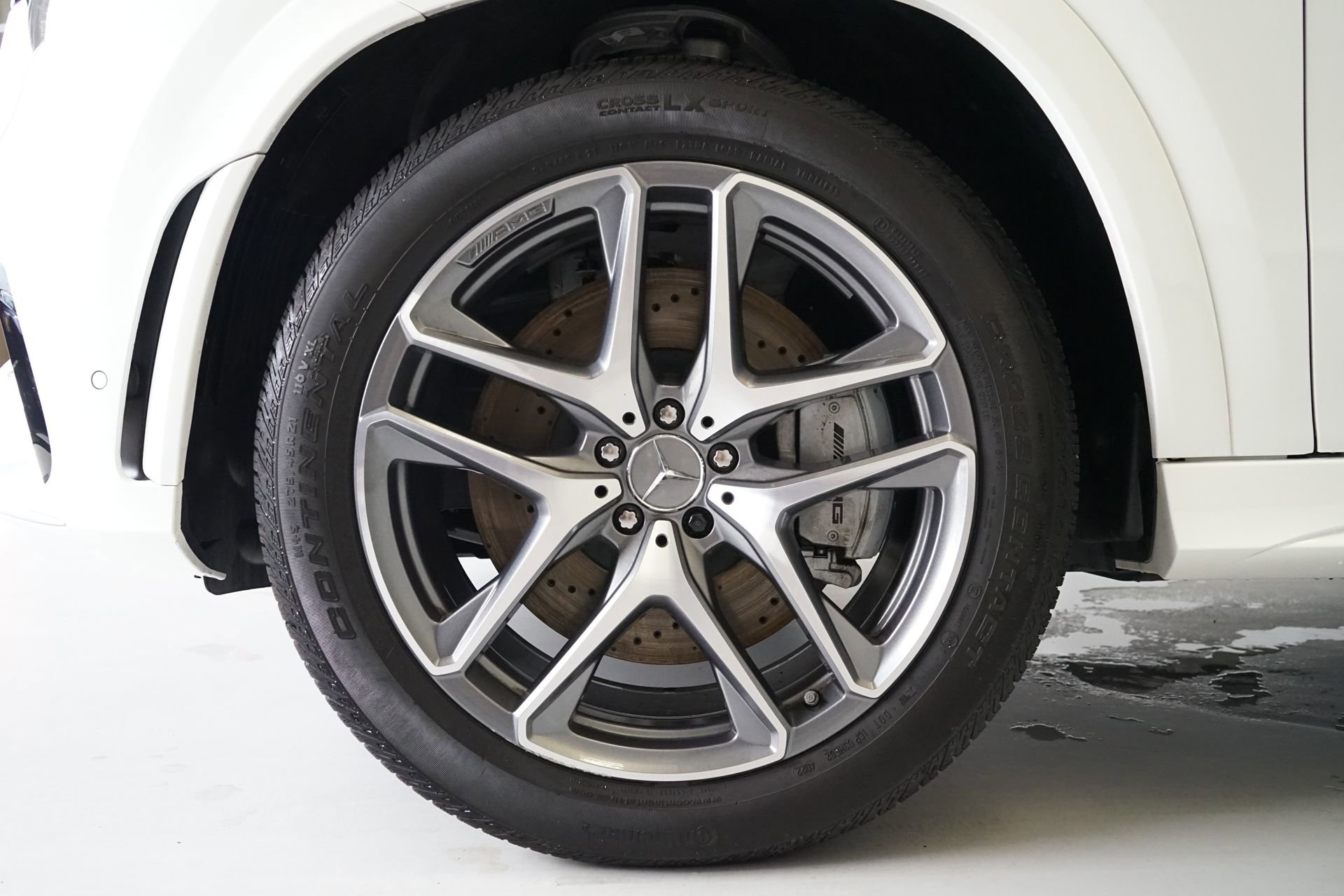 Used 2023 Mercedes-Benz GLE 53 AMG 4MATIC Coupe w/ Parking Assistance Package image 30