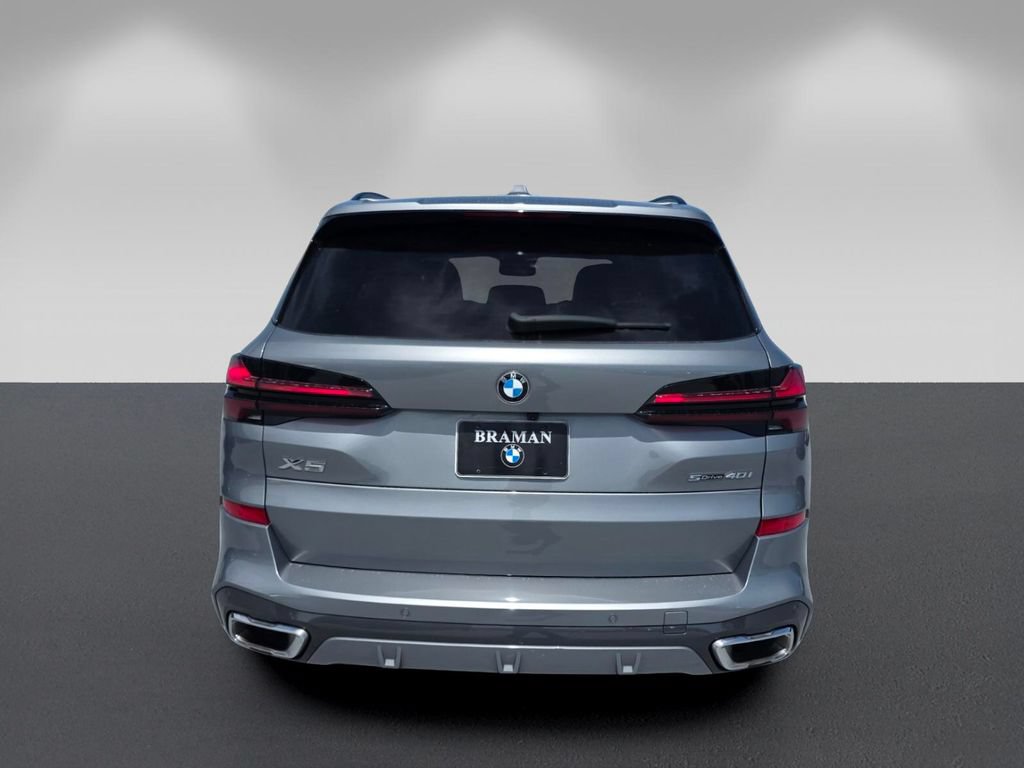 Used 2025 BMW X5 sDrive40i w/ M Sport Package RWD image 5