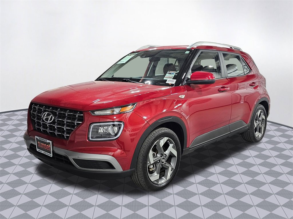 Used 2022 Hyundai Venue SEL image 3