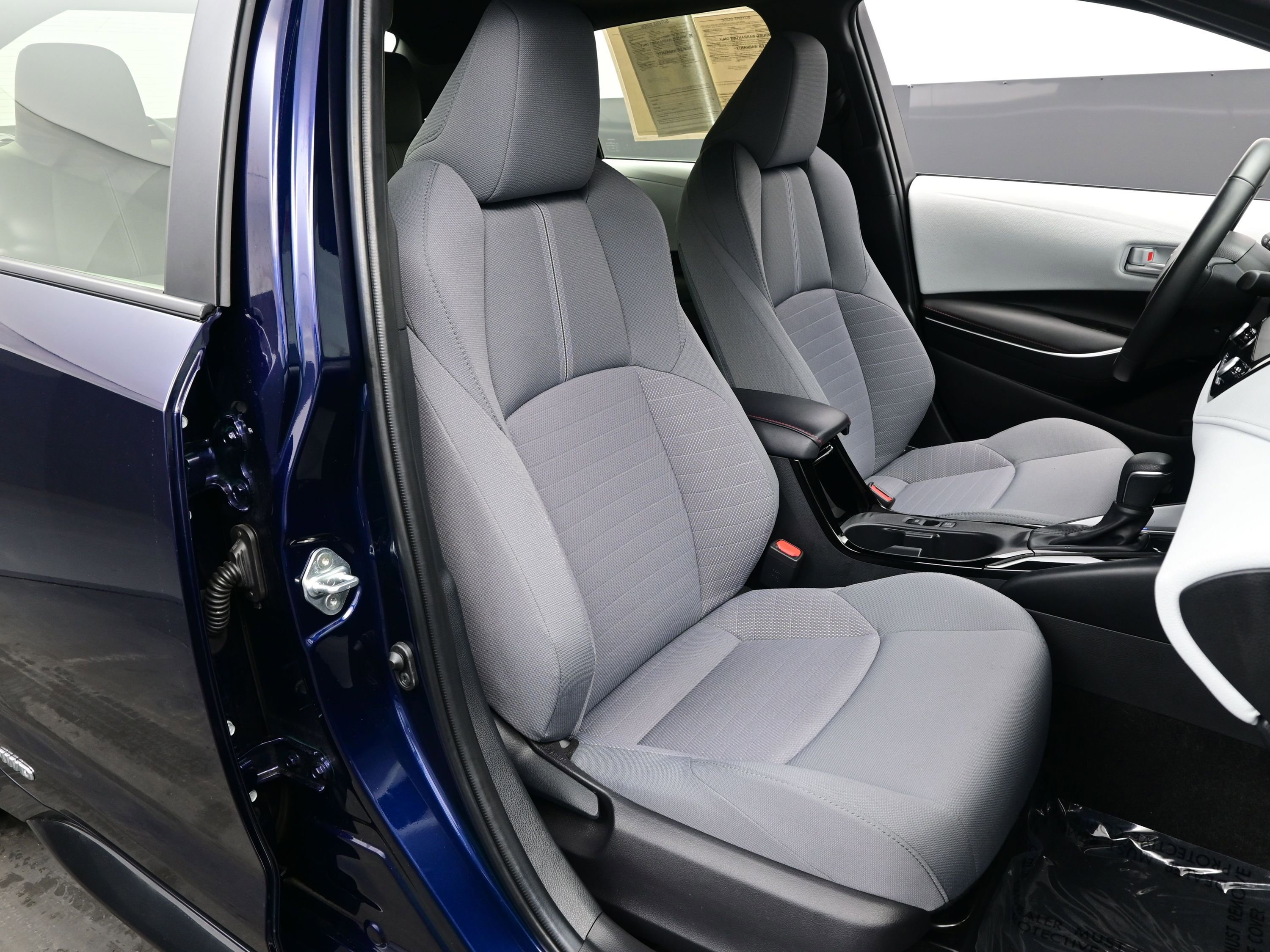 Used 2024 Toyota Corolla SE image 13