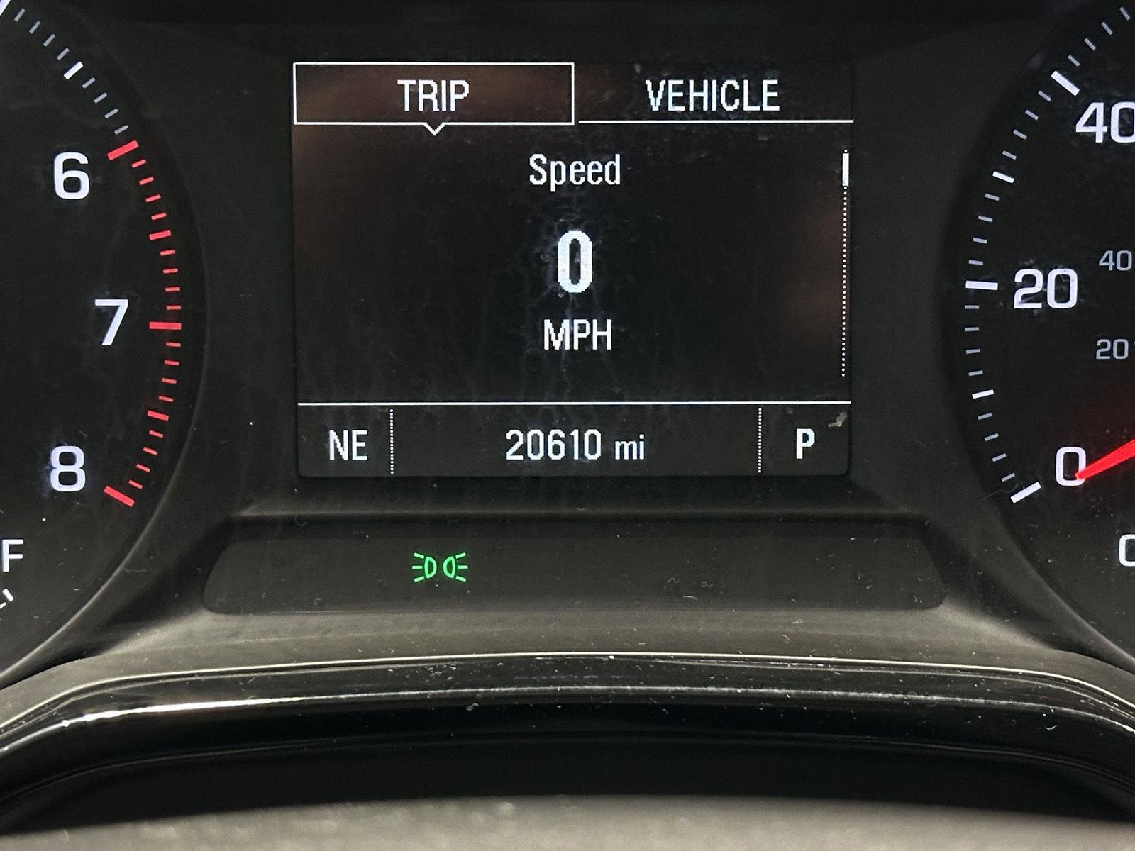Used 2025 Chevrolet Trax LS FWD image 17