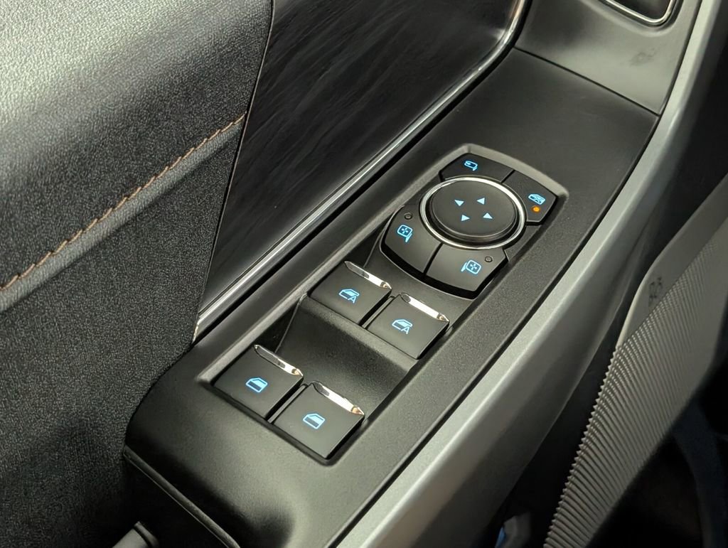 Used 2025 Ford F150 Lariat w/ Equipment Group 502A High image 25