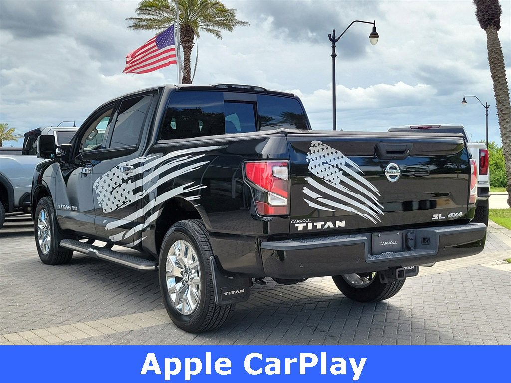 Used 2020 Nissan Titan SL w/ Moonroof Package image 5