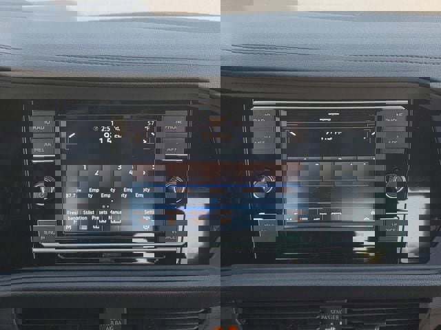 Used 2024 Volkswagen Jetta Sport image 25