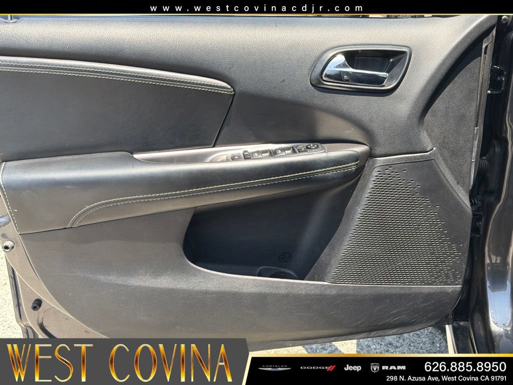 Used 2019 Dodge Journey Crossroad FWD image 19