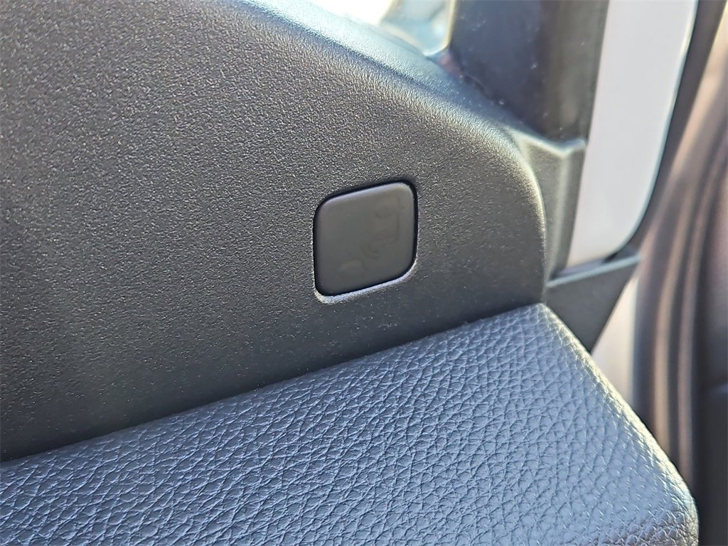 Certified 2021 Honda Pilot Black Edition image 28