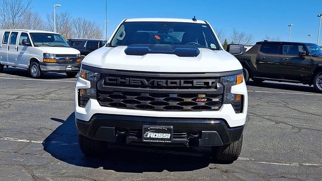 Certified 2025 Chevrolet Silverado 1500 Custom Trail Boss w/ Turbomax Blackout Package AWD/4WD image 3