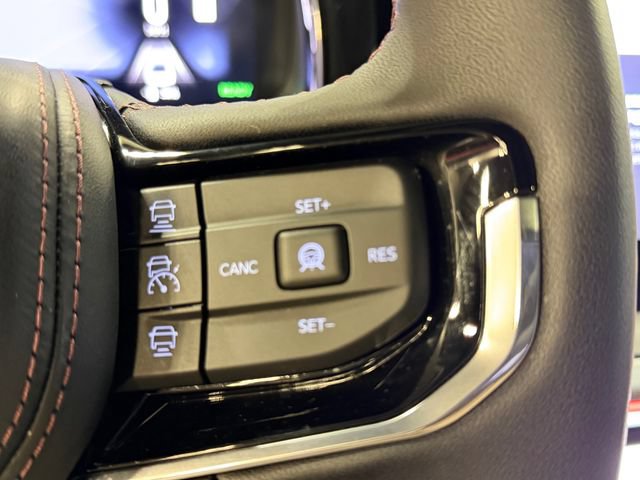 Used 2025 Jeep Wagoneer S Launch Edition AWD/4WD image 29