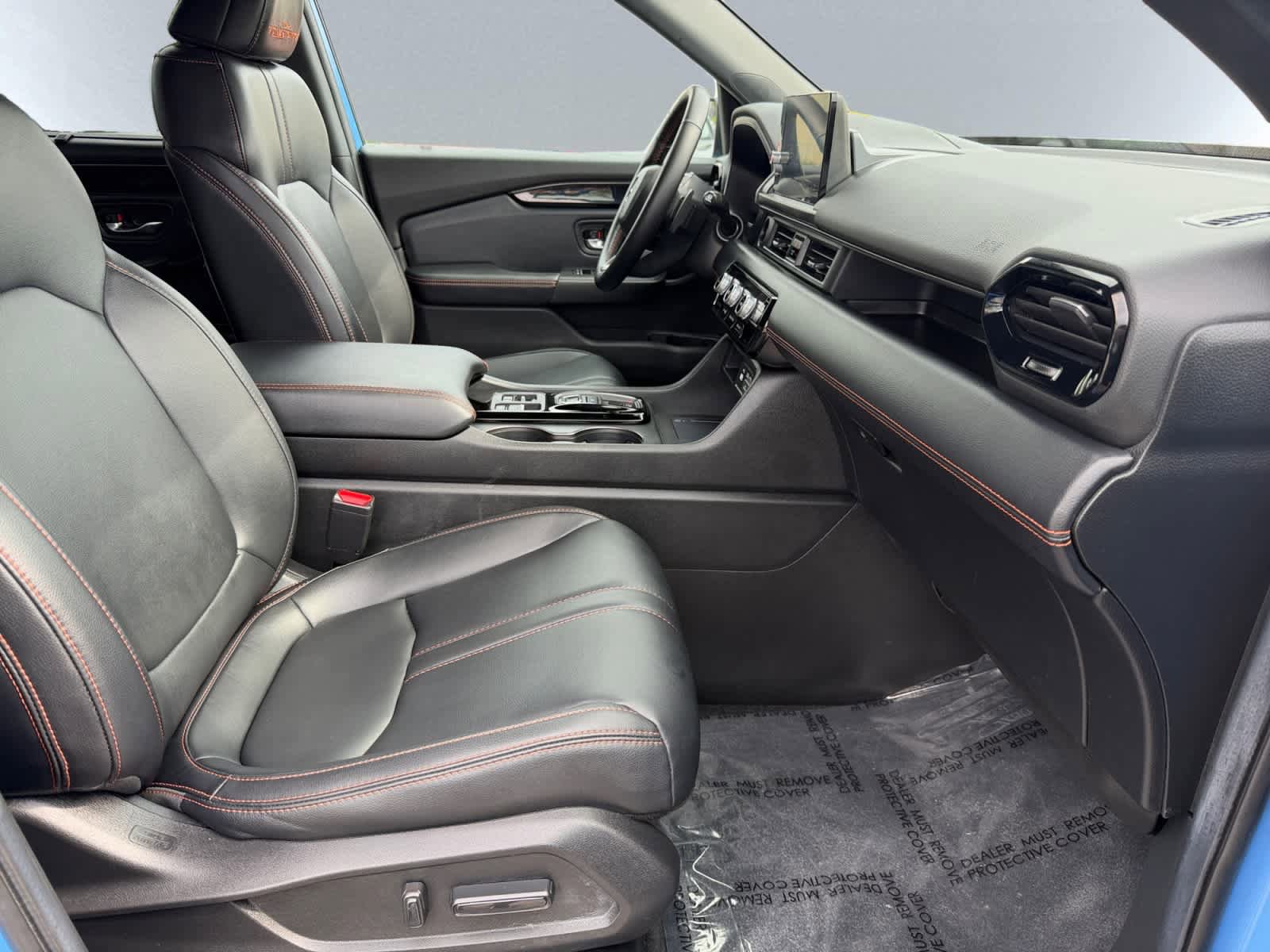 Used 2025 Honda Pilot TrailSport image 20