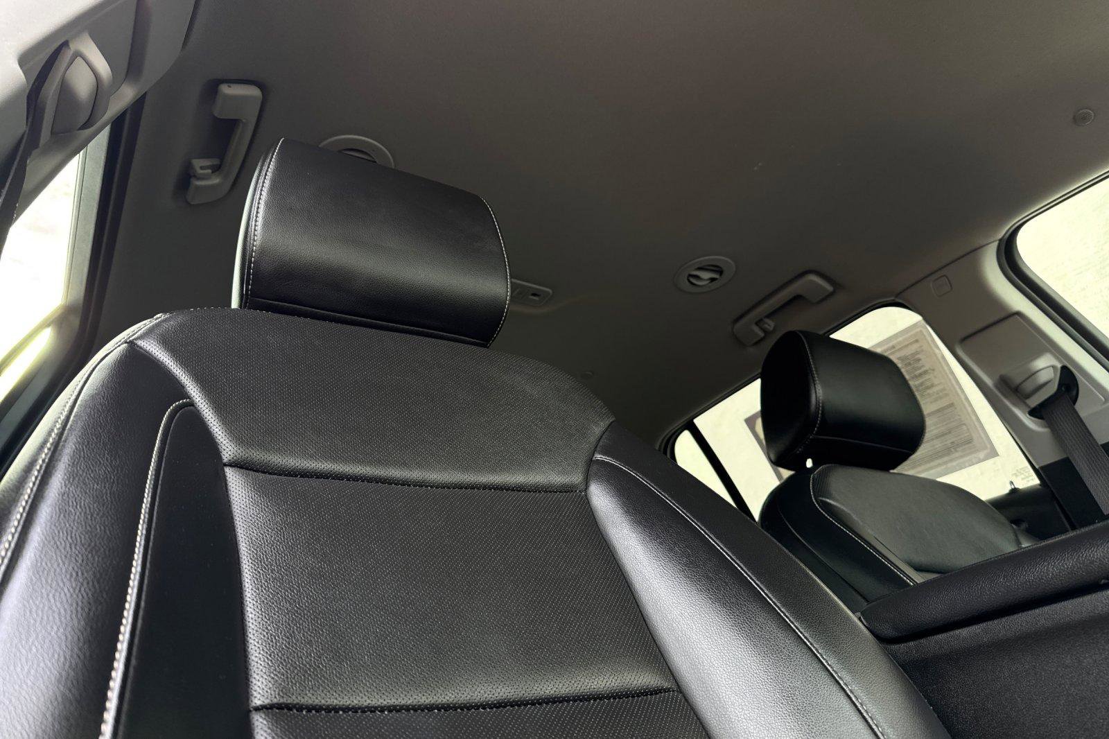 Used 2023 GMC Acadia SLT image 20