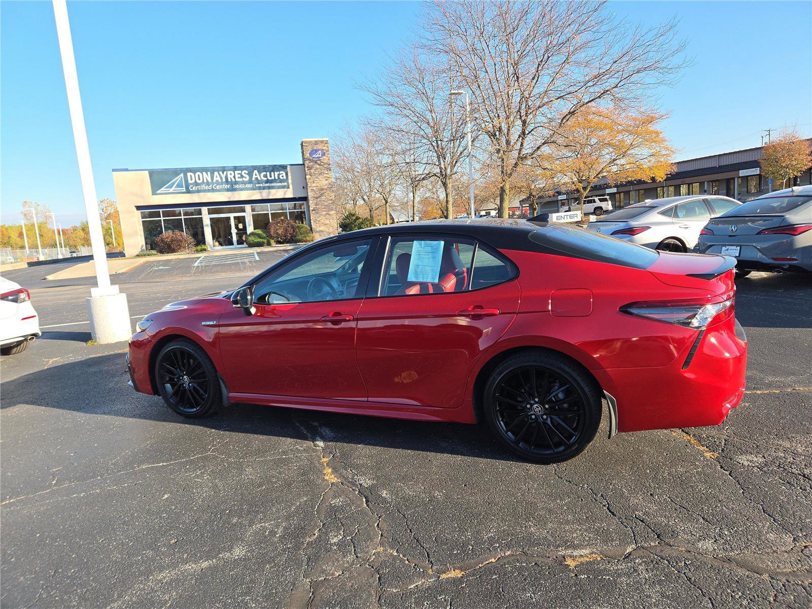Used 2021 Toyota Camry XSE w/ Navigation Upgrade Package image 25