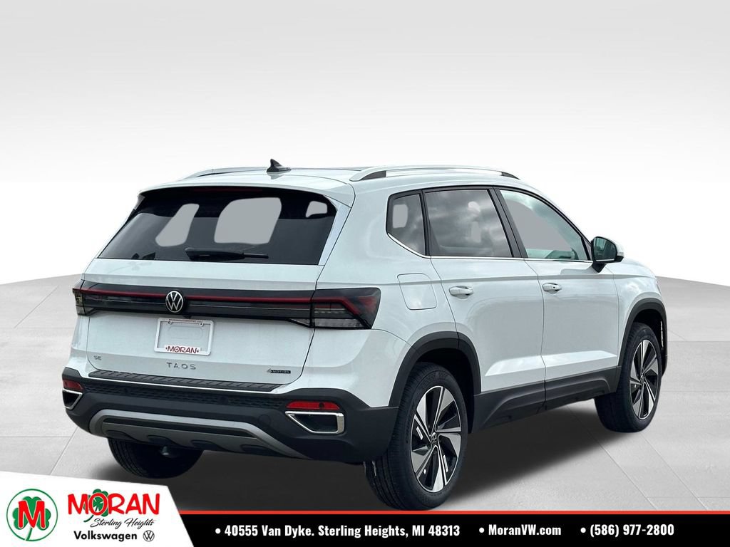 Used 2026 Volkswagen Taos SE AWD/4WD image 4
