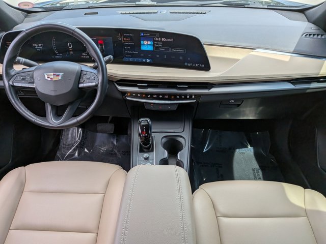 Used 2024 Cadillac XT4 Luxury FWD image 17