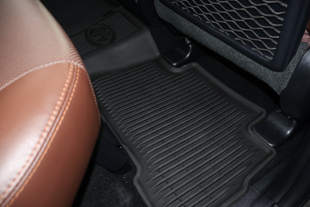 Certified 2022 Toyota 4Runner Limited AWD/4WD image 59