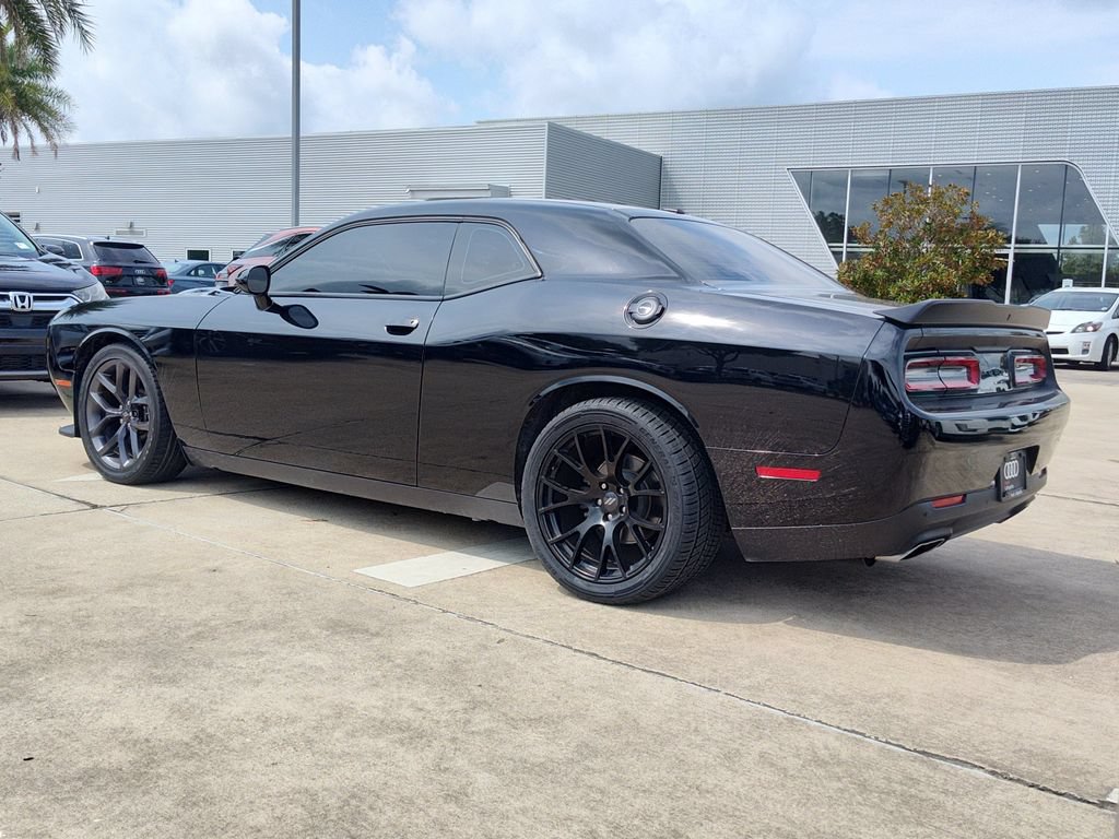Used 2021 Dodge Challenger R/T w/ Blacktop Package RWD image 6
