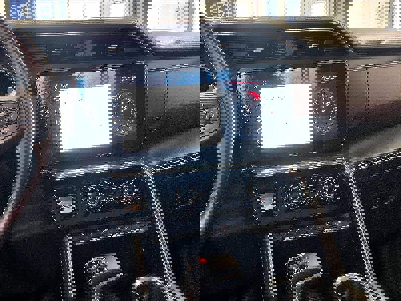 Used 2023 GMC Sierra 1500 Denali Ultimate AWD/4WD image 18