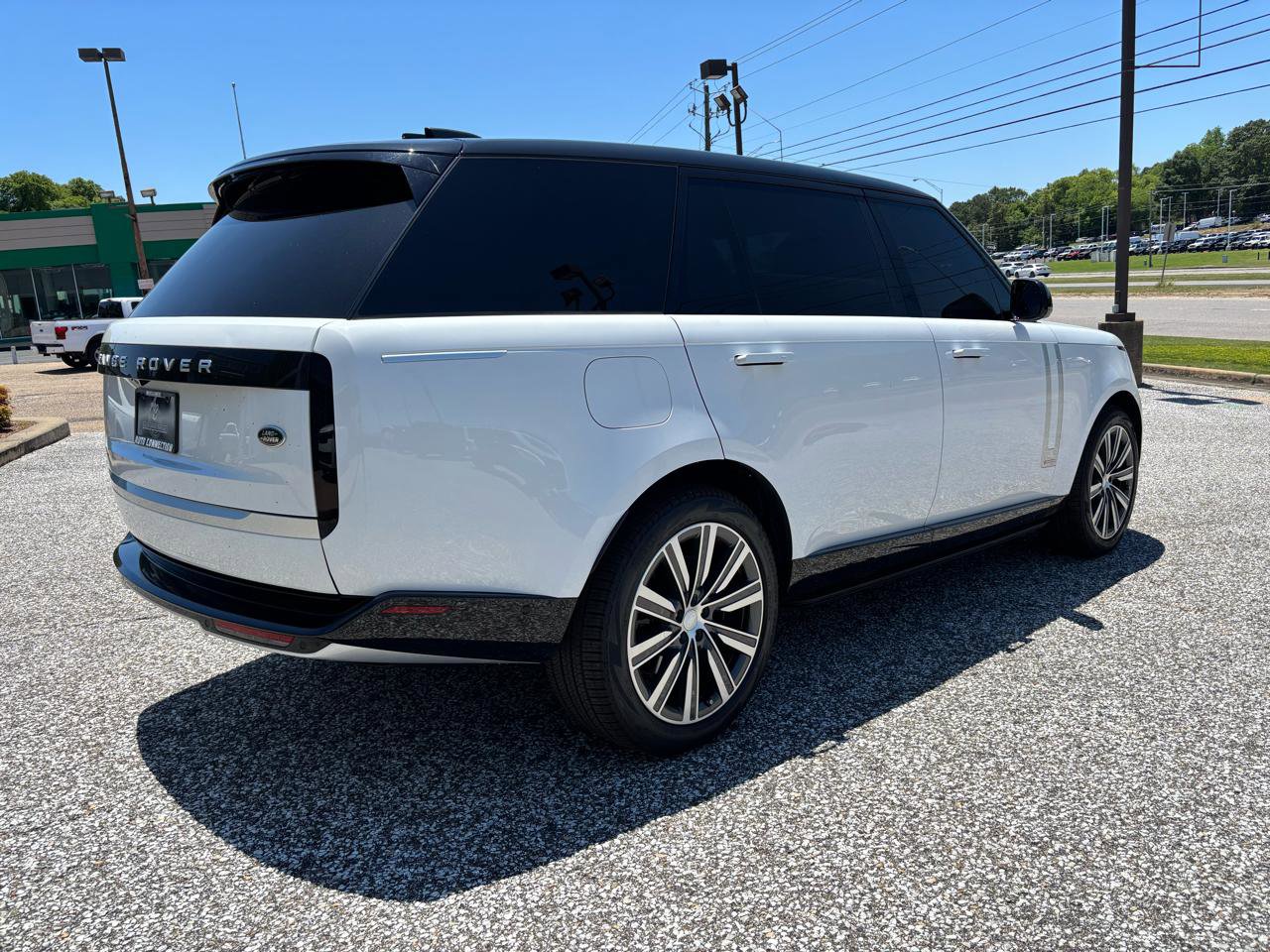 Used 2023 Land Rover Range Rover Long Wheelbase Autobiography AWD/4WD image 4