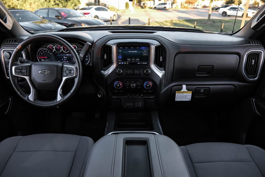 Used 2021 Chevrolet Silverado 1500 RST image 11