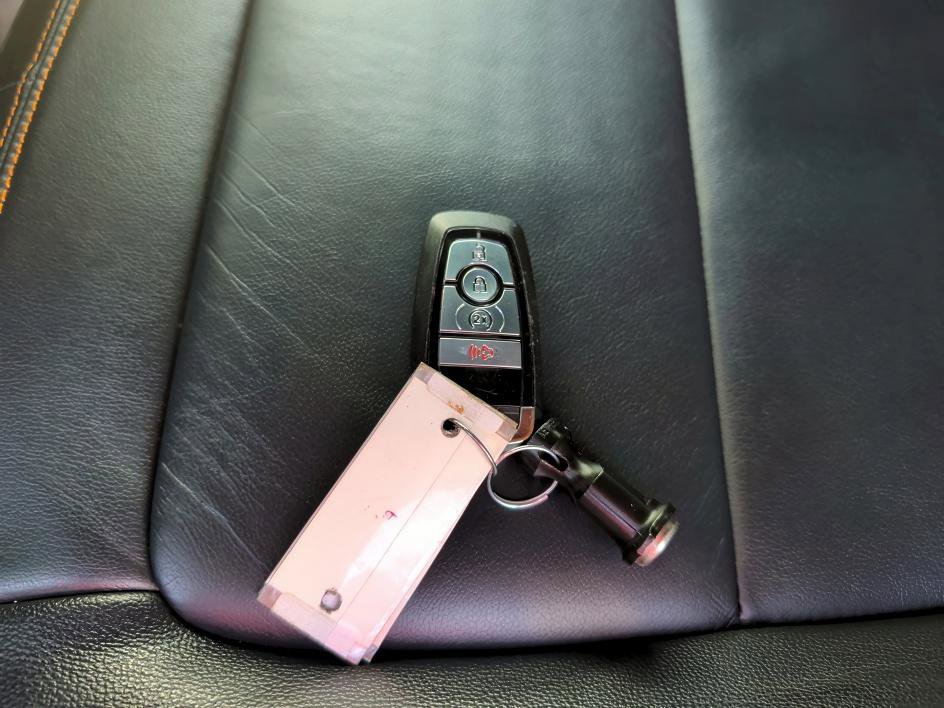 Used 2022 Ford Bronco Badlands image 30