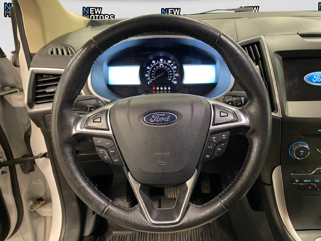 Used 2017 Ford Edge SEL w/ Equipment Group 201A AWD/4WD image 12