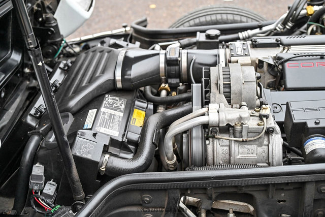 Used 1995 Chevrolet Corvette Coupe image 26