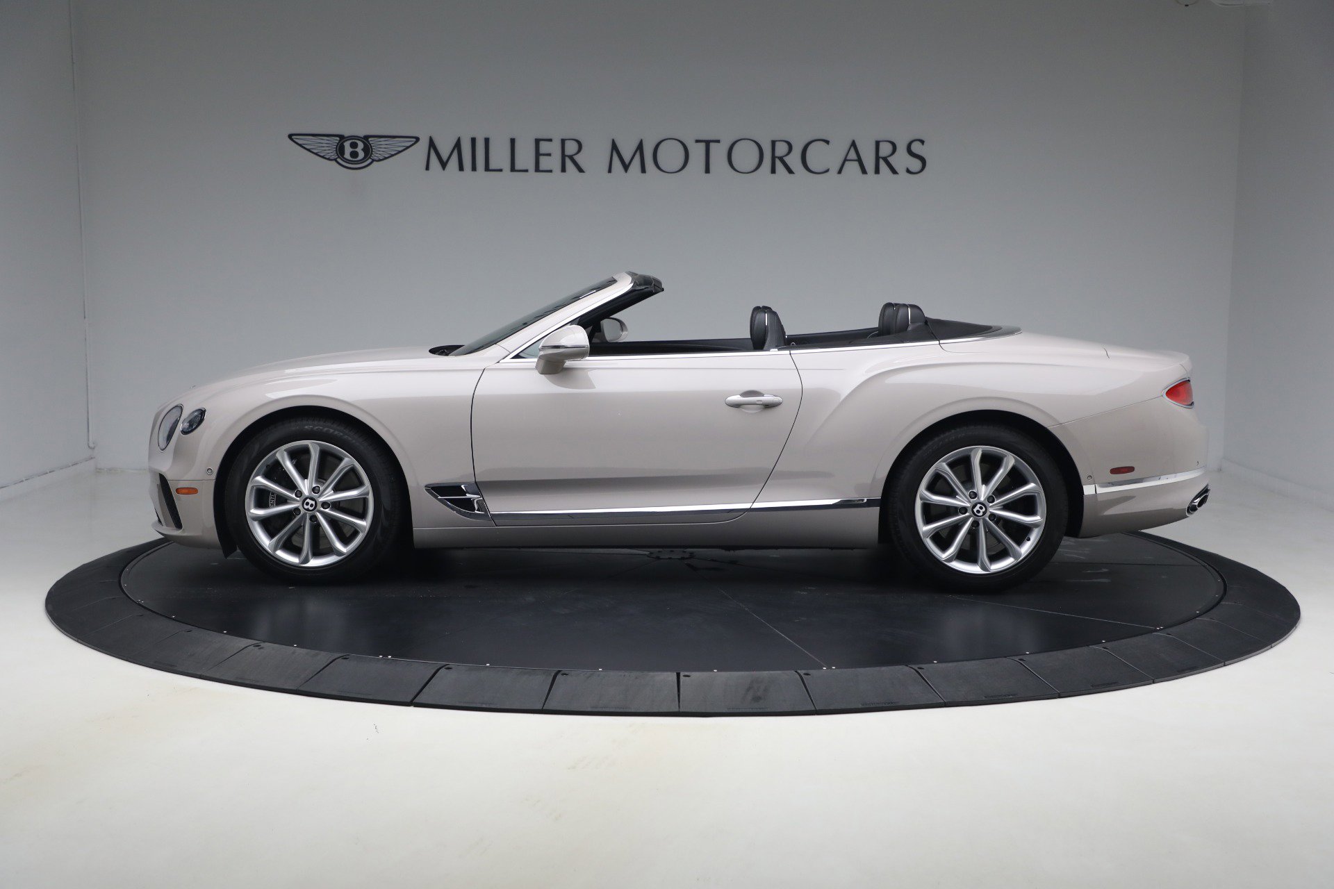 Used 2020 Bentley Continental GT V8 AWD/4WD image 3