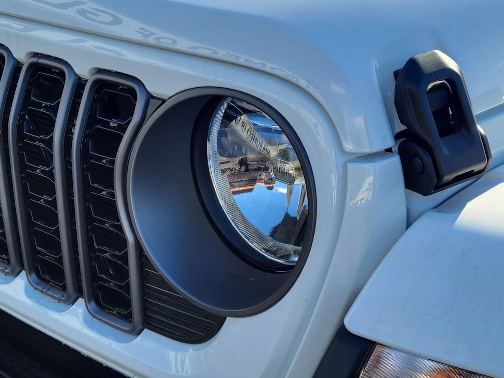 New 2026 Jeep Gladiator Sport AWD/4WD image 19