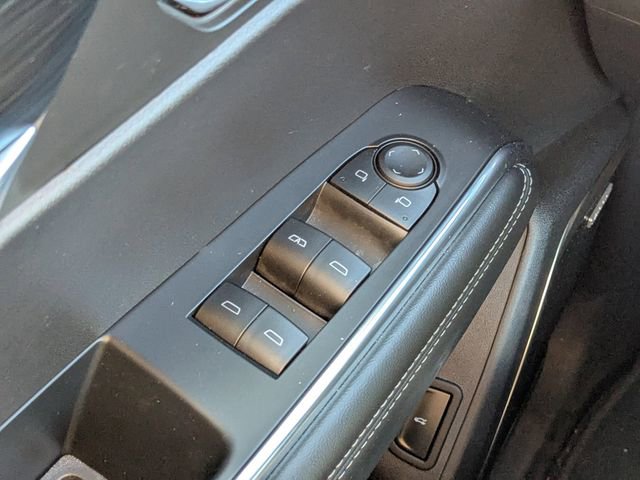 Used 2025 GMC Acadia Elevation image 21