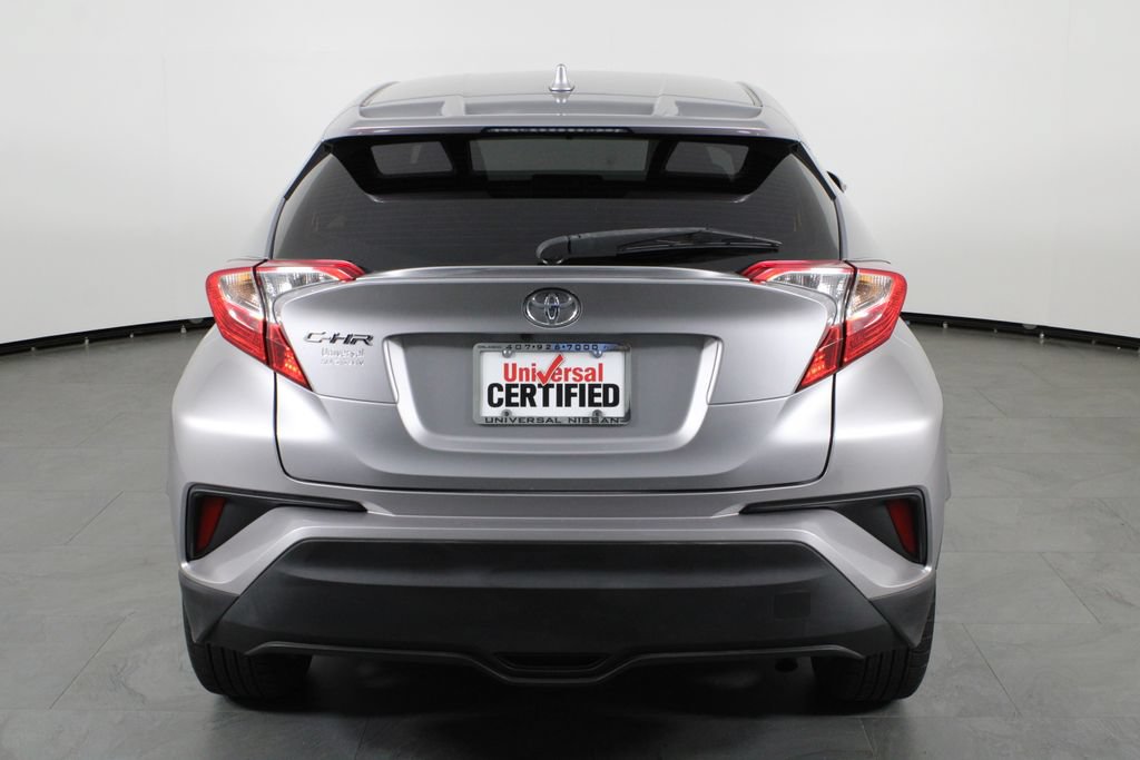 Used 2020 Toyota C-HR XLE FWD image 10