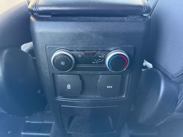 Used 2023 Ford Explorer XLT AWD/4WD image 22