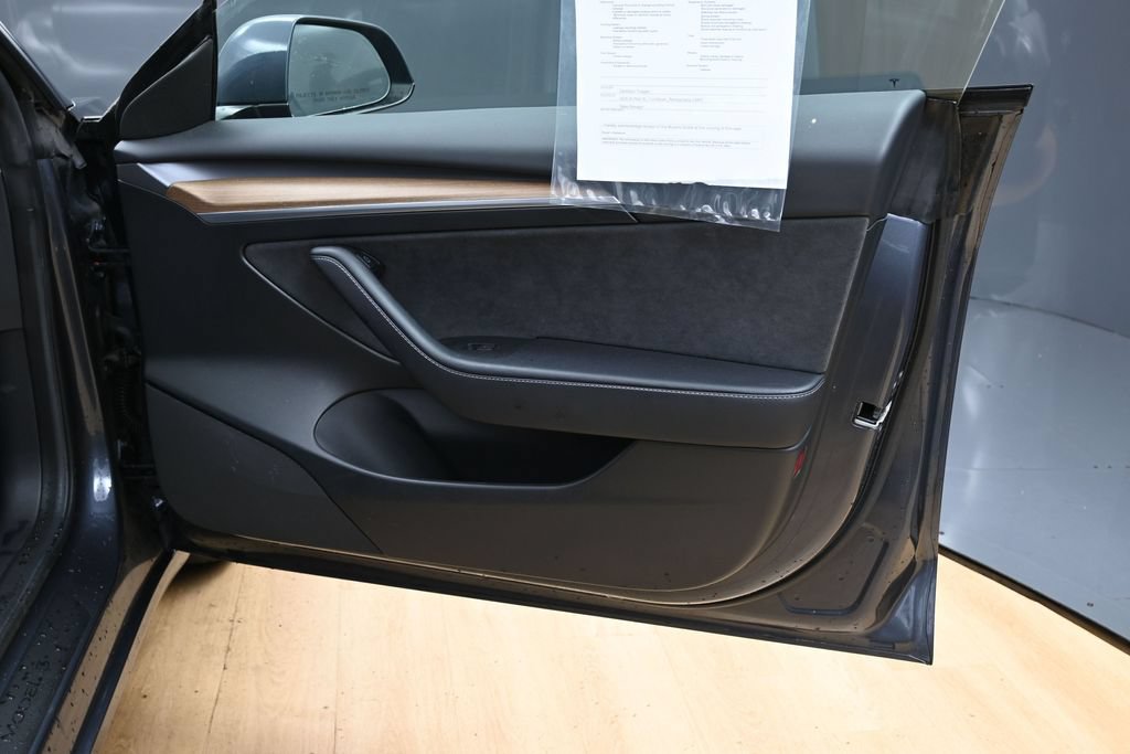 Used 2023 Tesla Model 3 Standard Range RWD image 37