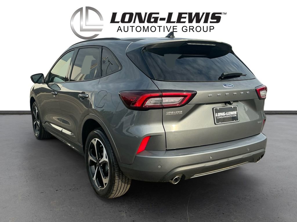 Used 2024 Ford Escape ST-Line Elite AWD/4WD image 4