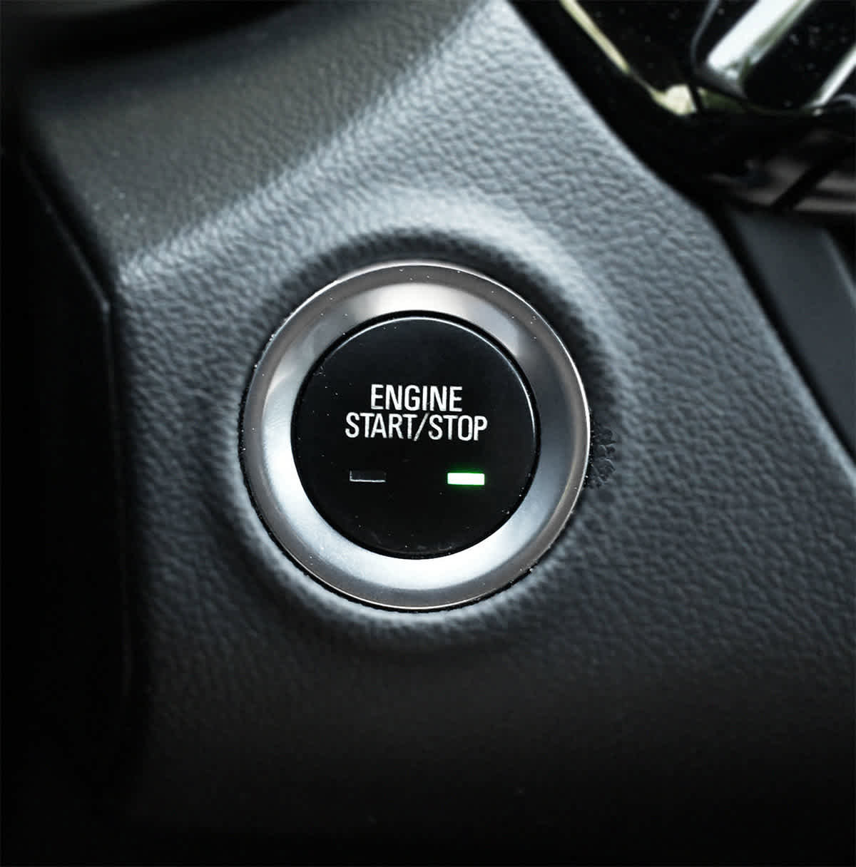 Used 2017 Buick Envision Essence AWD/4WD image 15