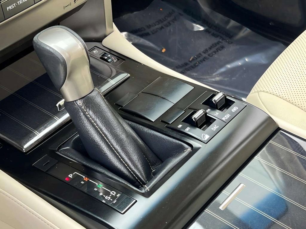 Used 2020 Lexus GX 460 Premium w/ Premium Package AWD/4WD image 21
