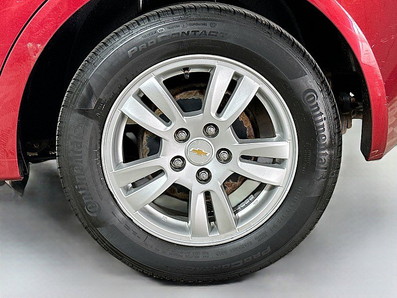 Used 2013 Chevrolet Sonic LT image 26