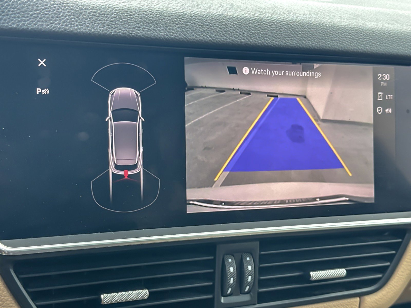 Certified 2023 Porsche Cayenne Platinum Edition image 20