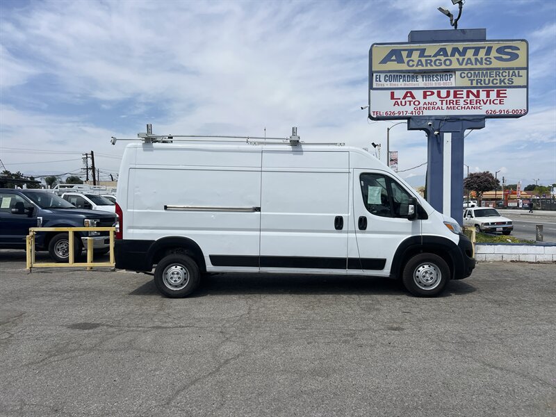 Used 2023 RAM ProMaster 3500 FWD image 2
