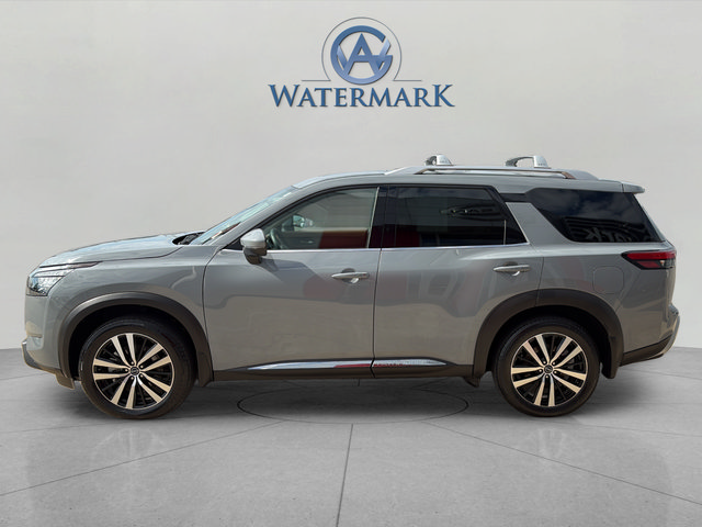 Certified 2025 Nissan Pathfinder Platinum AWD/4WD image 2