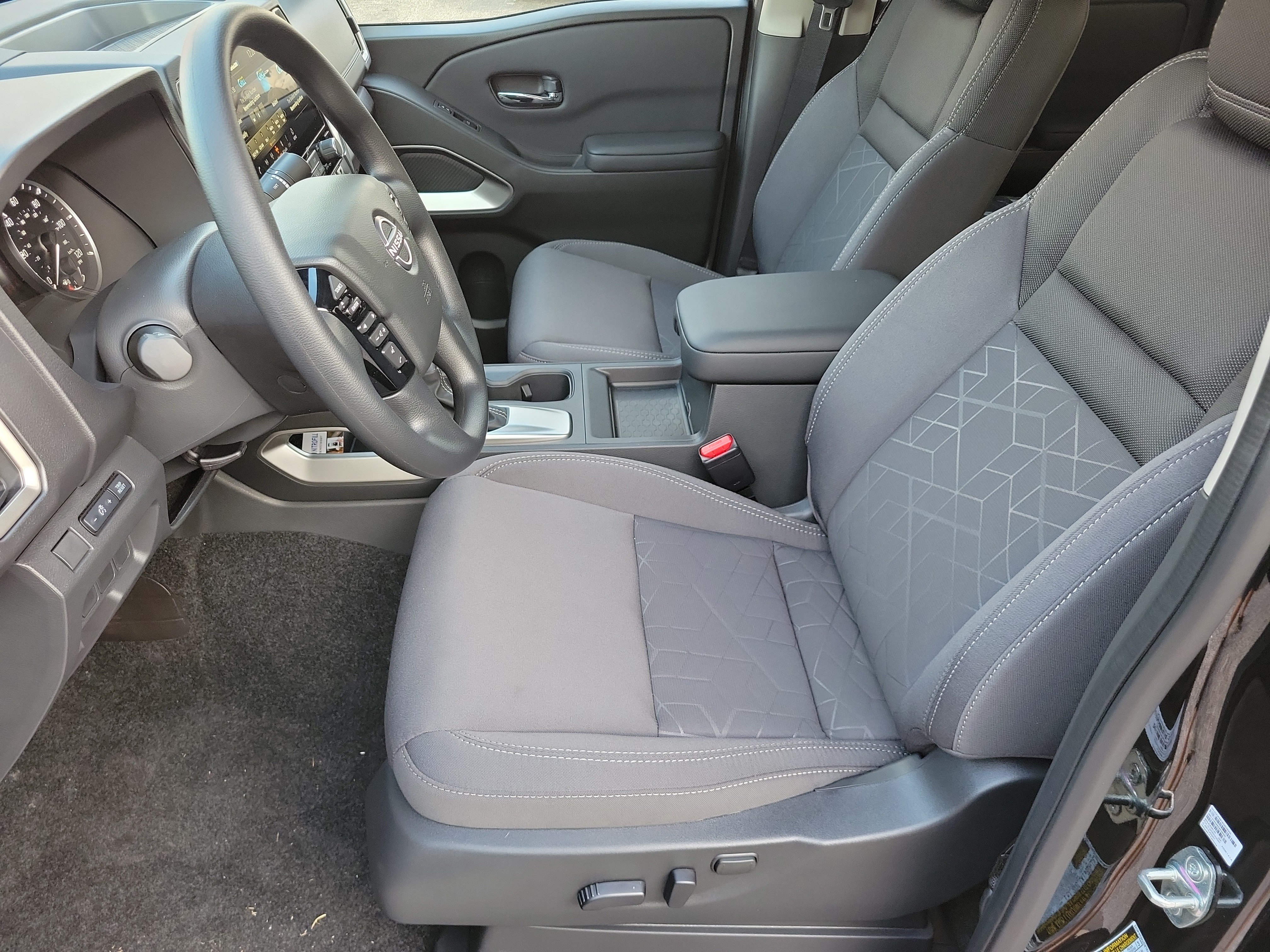 New 2027 Nissan Frontier SV RWD image 9