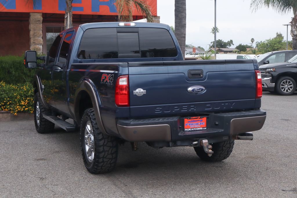 Used 2016 Ford F350 King Ranch w/ King Ranch w/Chrome Package AWD/4WD image 6