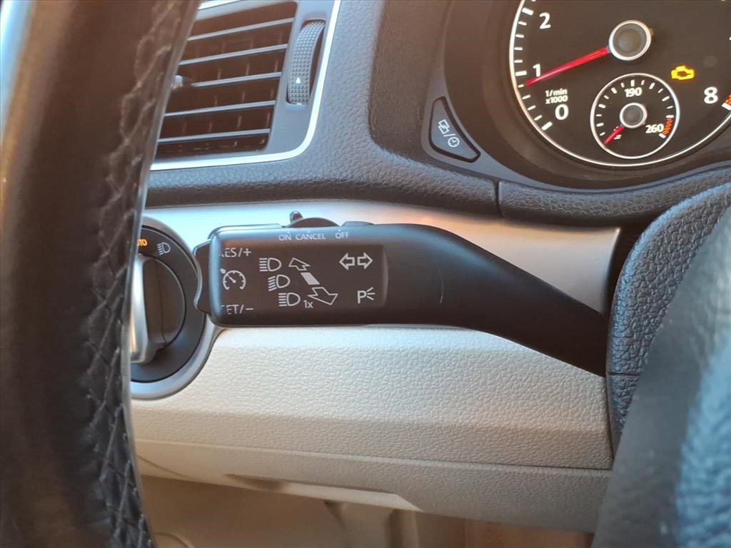 Used 2015 Volkswagen Passat 1.8T Limited Edition image 26