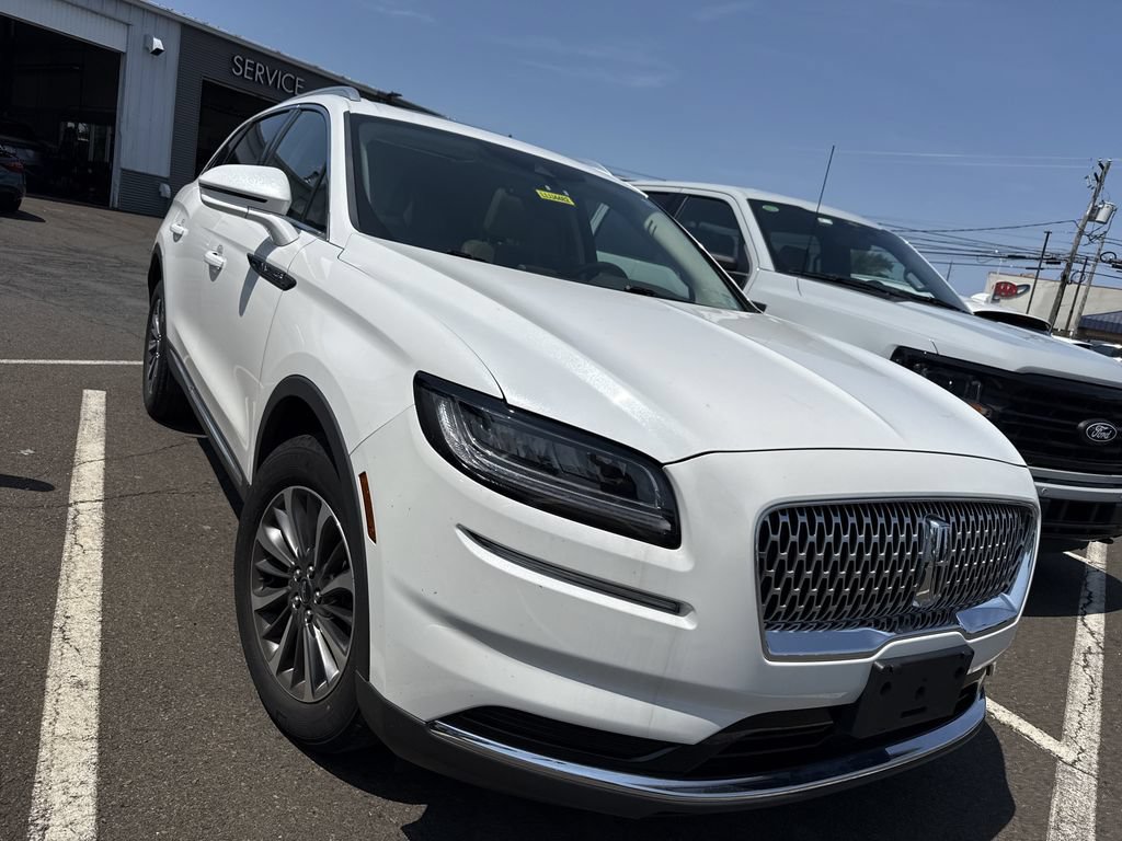 Certified 2023 Lincoln Nautilus Reserve AWD/4WD image 3