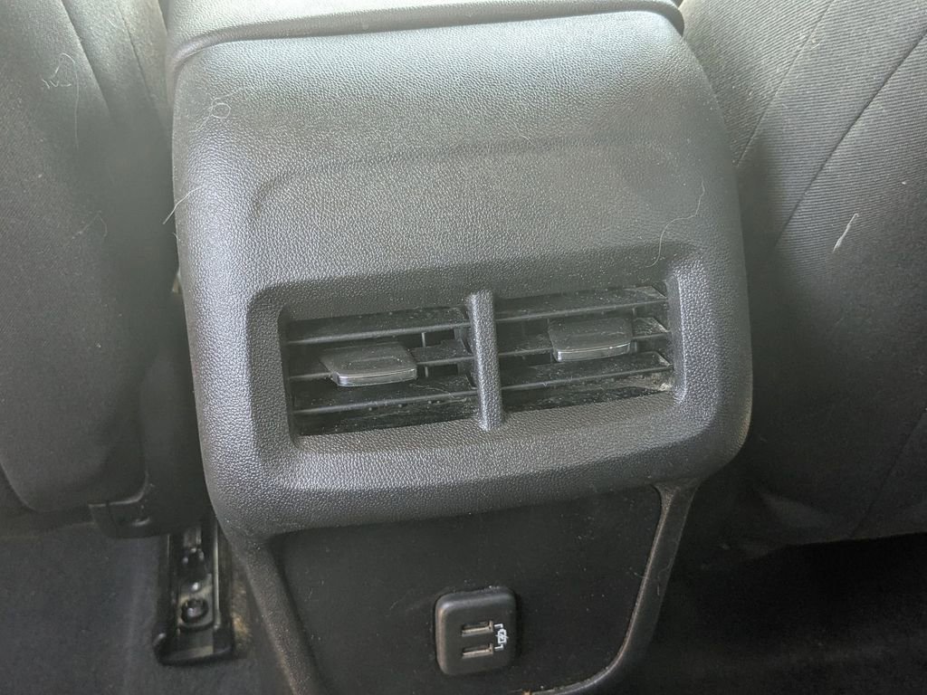 Used 2019 Chevrolet Equinox LT AWD/4WD image 26