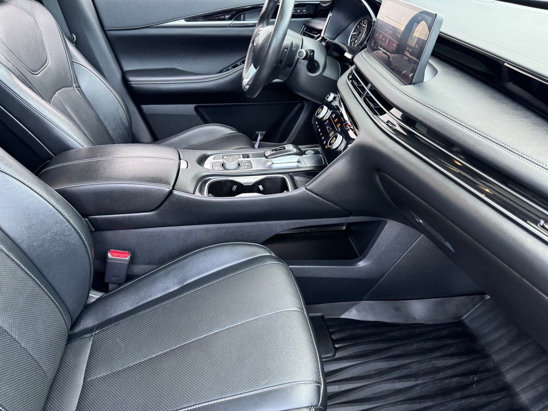 Used 2024 INFINITI QX60 Pure image 8