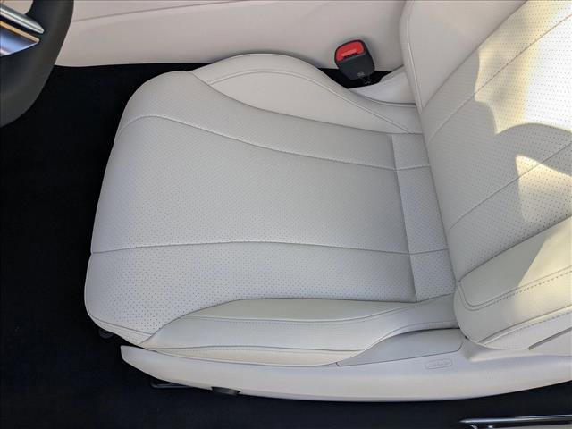 New 2026 Mercedes-Benz CLE 300 4MATIC Coupe image 4