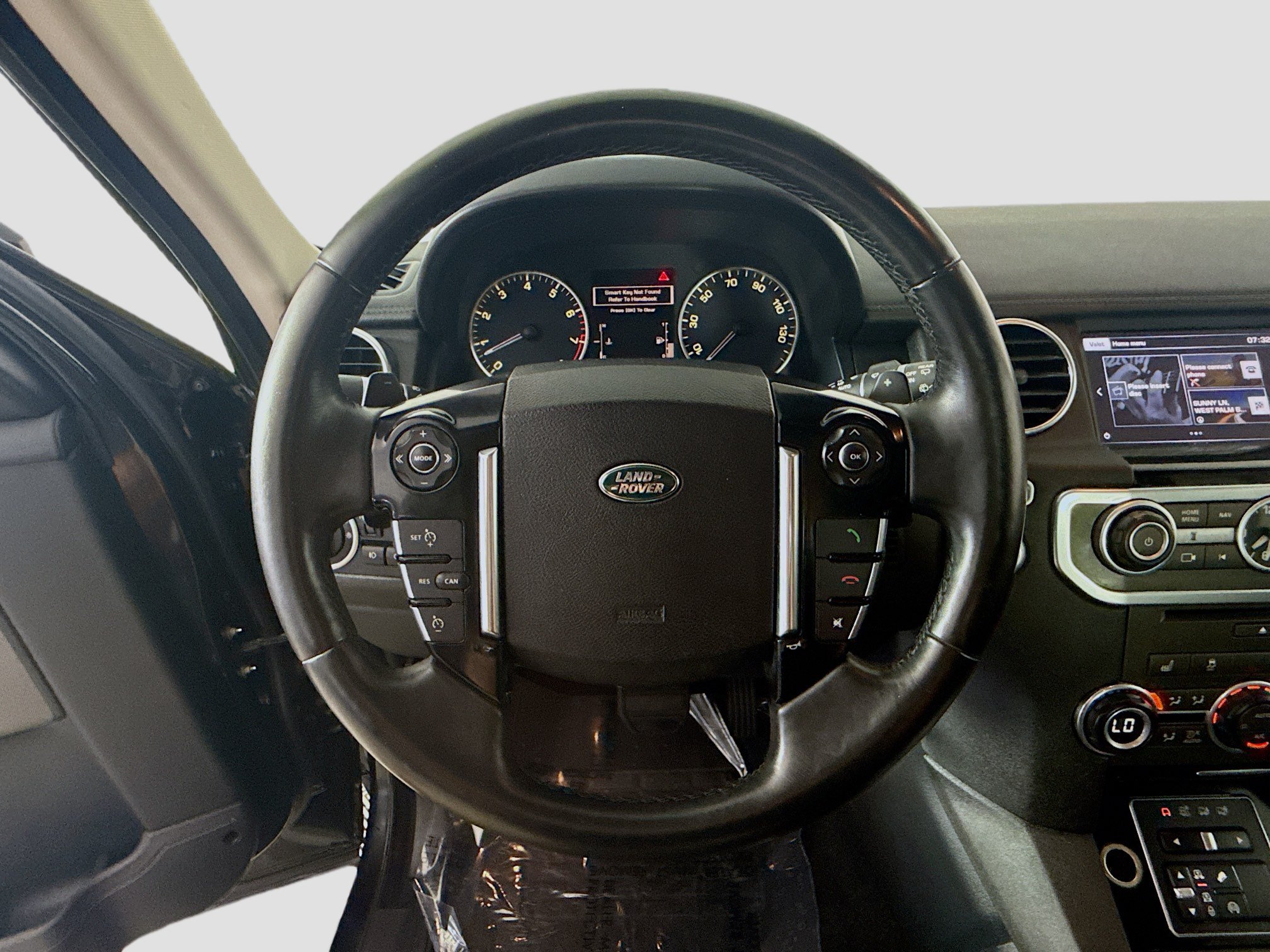 Used 2016 Land Rover LR4 HSE AWD/4WD image 13